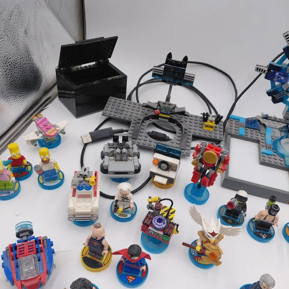 Lego Dimensions Xbox One Huge Lot 50 Characters 46 Vehicles Portal Base Game Pcs